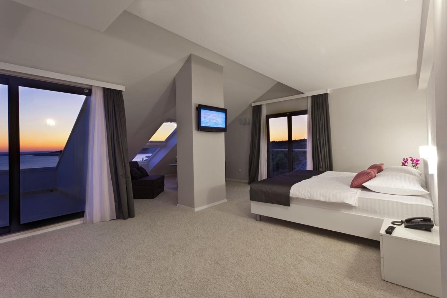 Boutique Hotel Life روغوزنيكا المظهر الخارجي الصورة
